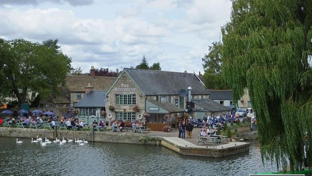 The Riverside Lechlade 13th August